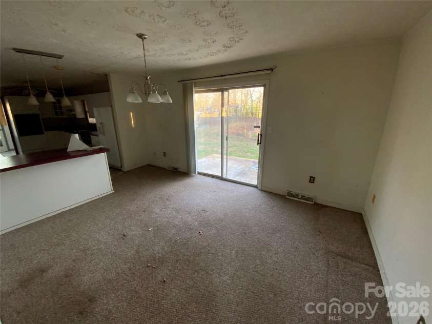 154 Lovelace Road, Forest City, NC 28043.  MLS# CAR4360348, YatesRealty ID 11101. 
