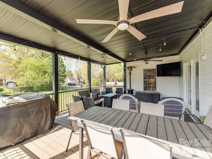 2261 Stallings Road, Harrisburg, NC 28075.  MLS# CAR4365359, YatesRealty ID 11102. 