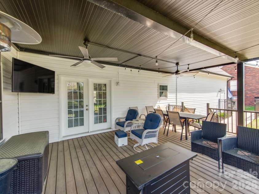 2261 Stallings Road, Harrisburg, NC 28075.  MLS# CAR4365359, YatesRealty ID 11102. 