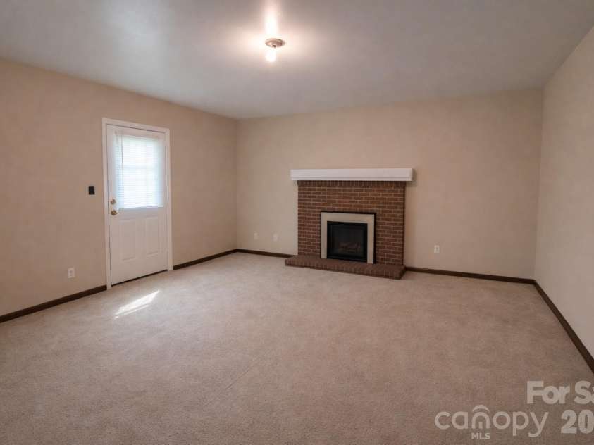 416 Liberty Street, Winnsboro, SC 29180.  MLS# CAR4360843, YatesRealty ID 11104. 