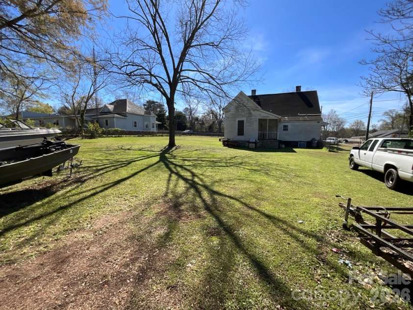 416 Liberty Street, Winnsboro, SC 29180.  MLS# CAR4360843, YatesRealty ID 11104. 