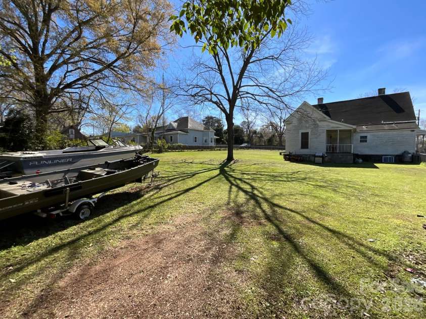 416 Liberty Street, Winnsboro, SC 29180.  MLS# CAR4360843, YatesRealty ID 11104. 