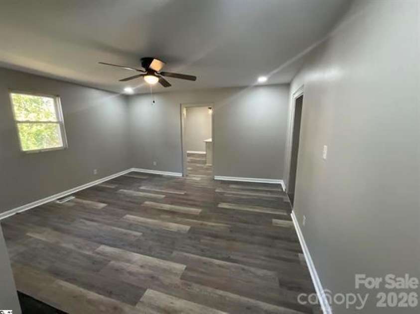 505 Robinson Street, Gaffney, SC 29340.  MLS# CAR4363243, YatesRealty ID 11105. 