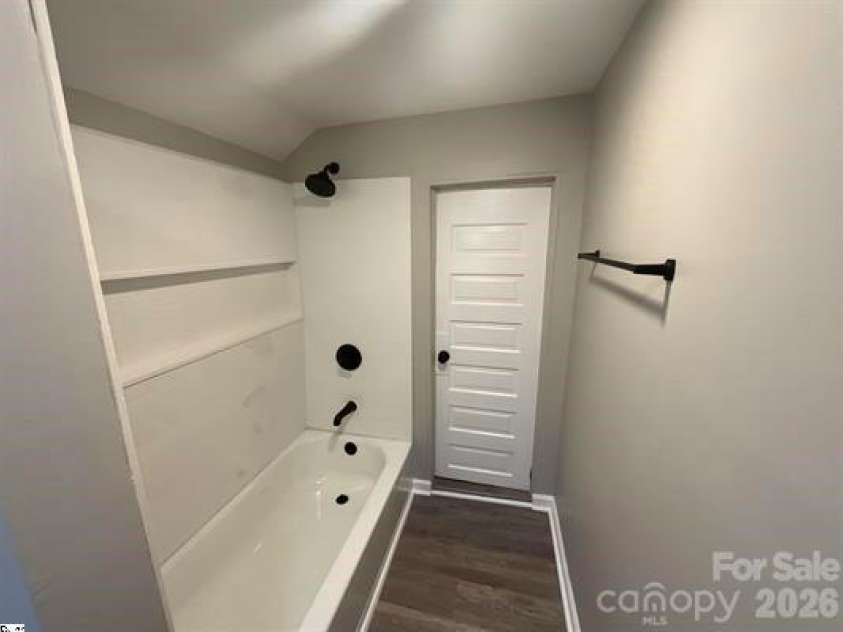 505 Robinson Street, Gaffney, SC 29340.  MLS# CAR4363243, YatesRealty ID 11105. 