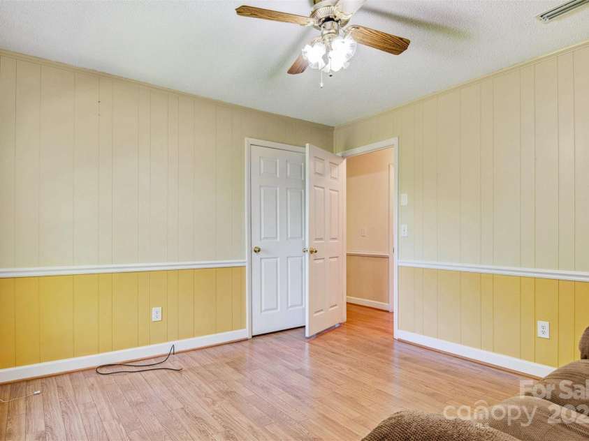 2196 Uphill Lane, Lenoir, NC 28645.  MLS# CAR4294545, YatesRealty ID 11106. 