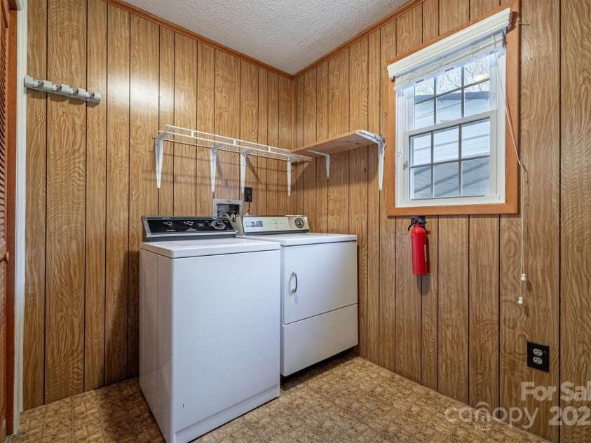 2196 Uphill Lane, Lenoir, NC 28645.  MLS# CAR4322774, YatesRealty ID 11106. 