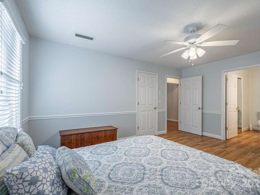 2196 Uphill Lane, Lenoir, NC 28645.  MLS# CAR4322774, YatesRealty ID 11106. 