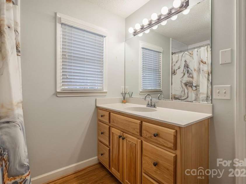 2196 Uphill Lane, Lenoir, NC 28645.  MLS# CAR4322774, YatesRealty ID 11106. 