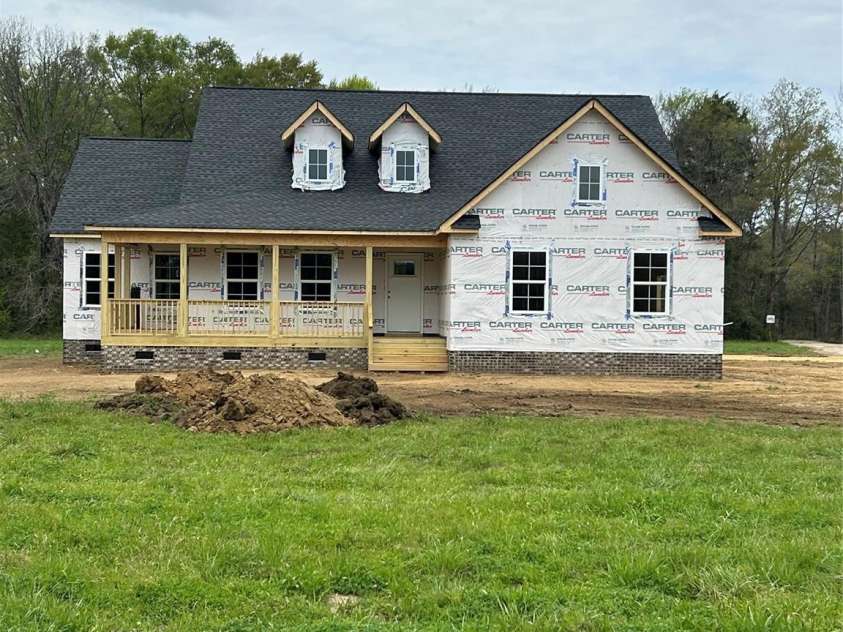 2423 Chapel Road, Rock Hill, SC 29730.  MLS# CAR4341363, YatesRealty ID 11106. 