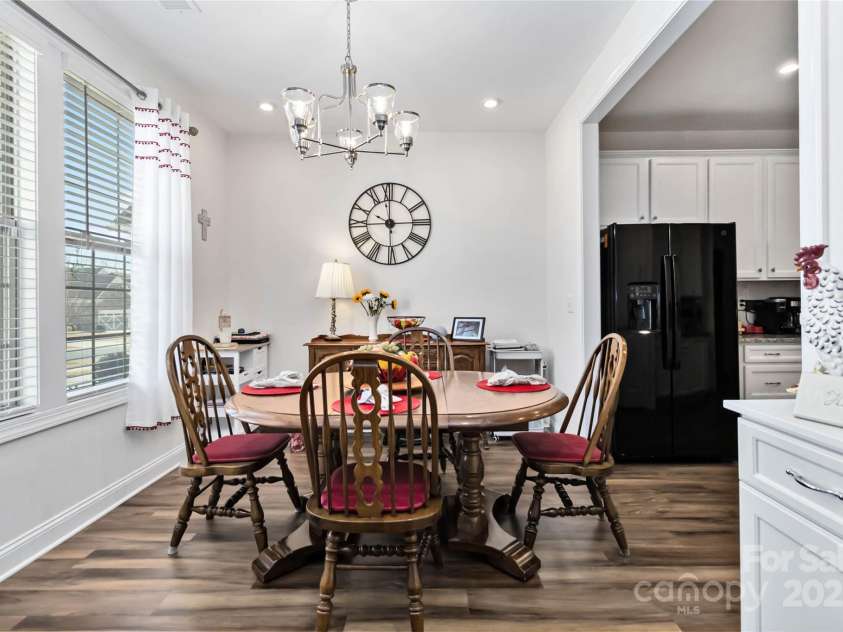 7336 Overjoyed Crossing, Charlotte, NC 28215.  MLS# CAR4227353, YatesRealty ID 11108. 