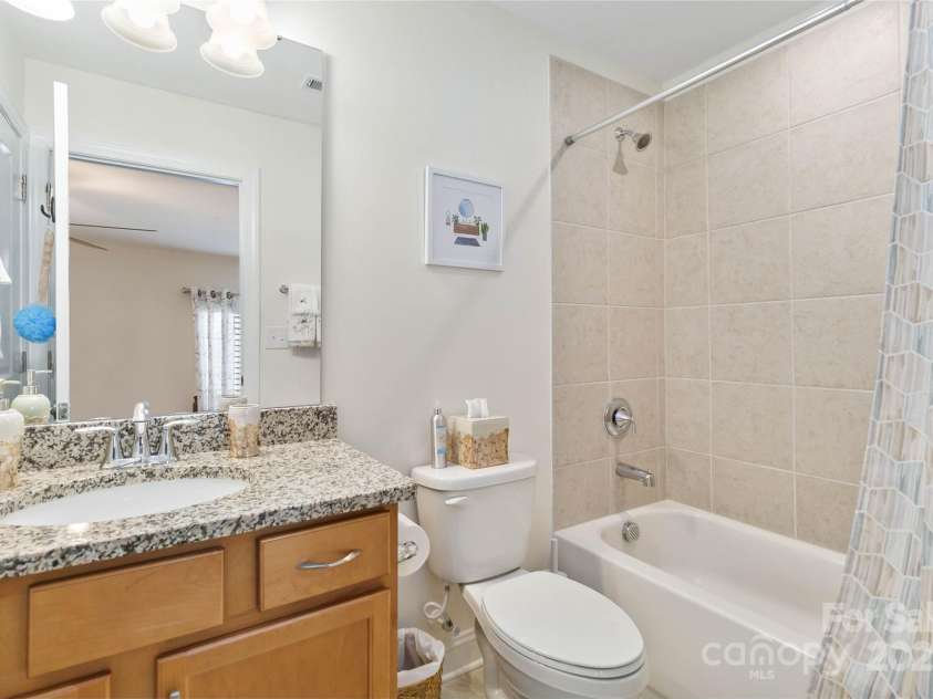 7336 Overjoyed Crossing, Charlotte, NC 28215.  MLS# CAR4227353, YatesRealty ID 11108. 