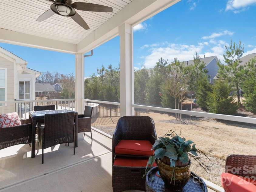 7336 Overjoyed Crossing, Charlotte, NC 28215.  MLS# CAR4227353, YatesRealty ID 11108. 