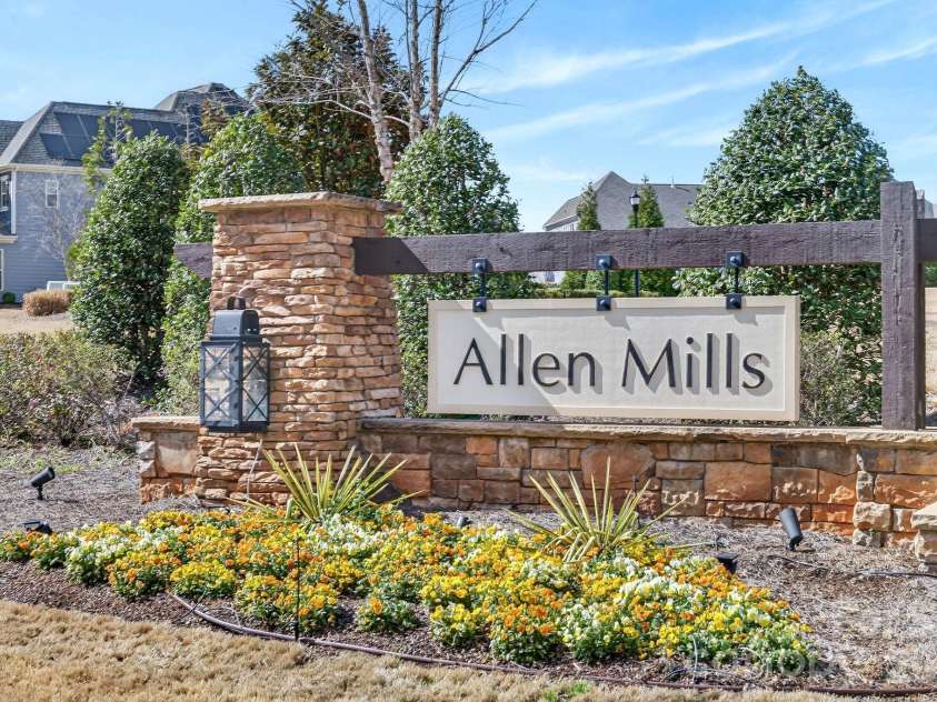 9635 Herringbone Lane, Concord, NC 28027.  MLS# CAR4354389, YatesRealty ID 11108. Allen Mills Community