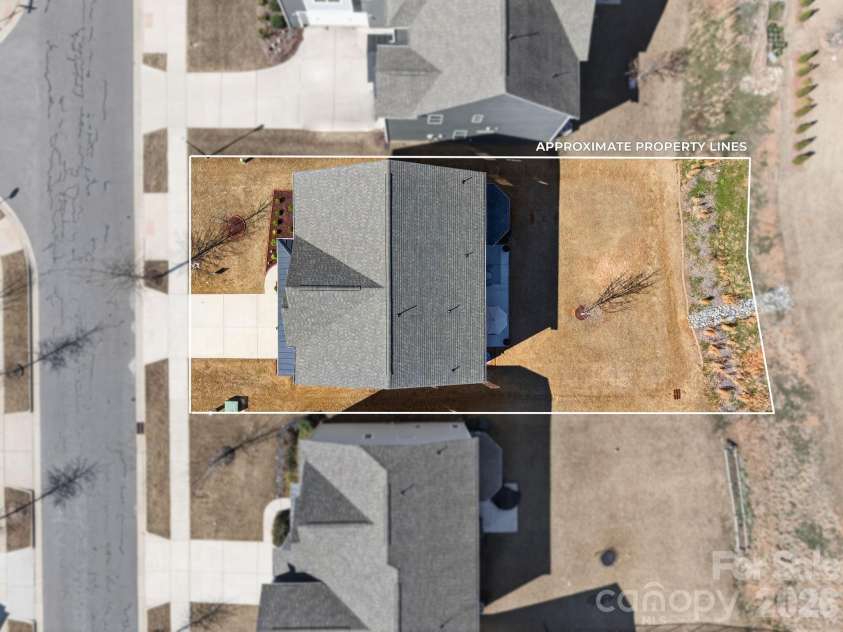 9635 Herringbone Lane, Concord, NC 28027.  MLS# CAR4354389, YatesRealty ID 11108. Approximate Lot Line 