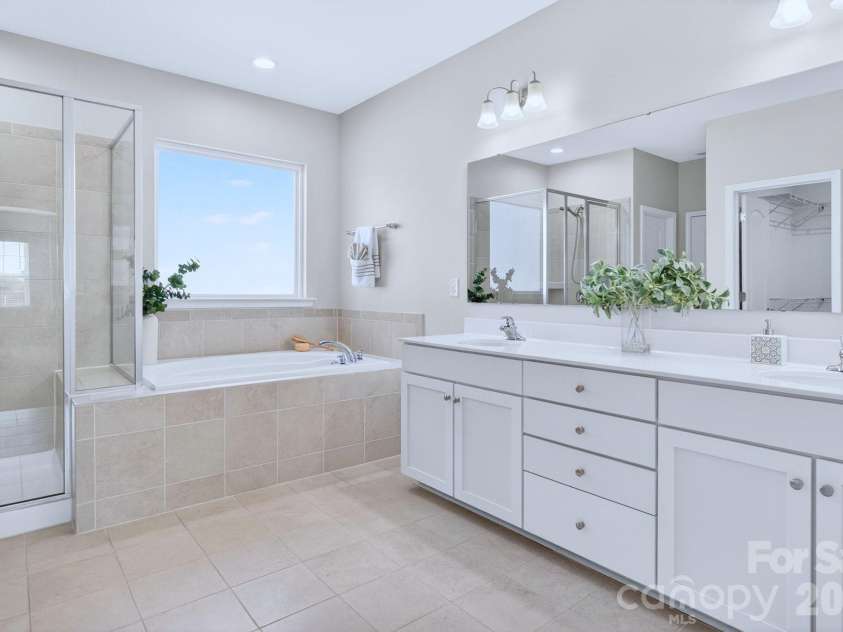 9635 Herringbone Lane, Concord, NC 28027.  MLS# CAR4354389, YatesRealty ID 11108. Primary Bathroom 