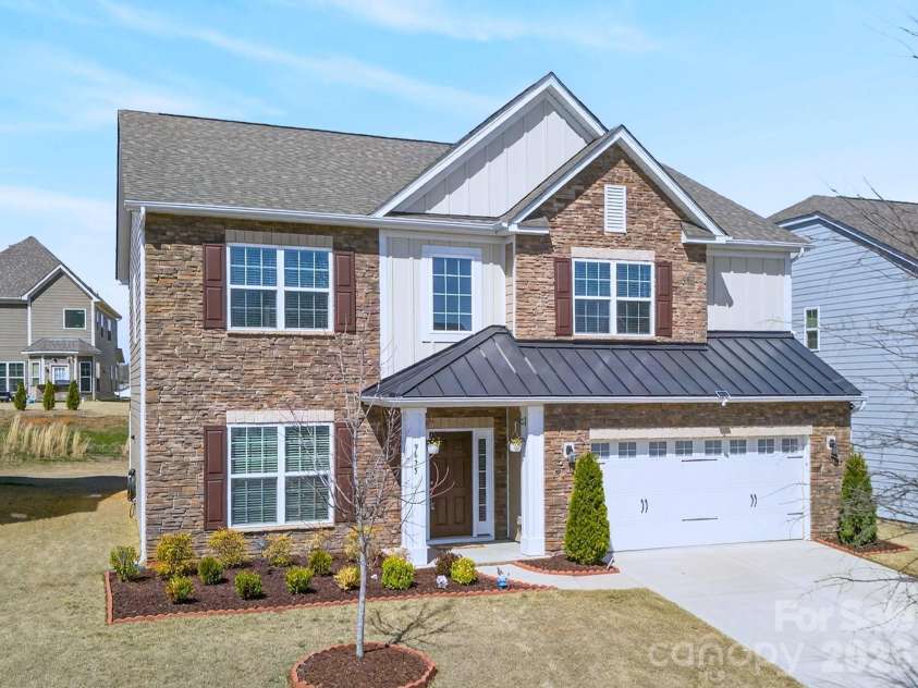 9635 Herringbone Lane, Concord, NC 28027.  MLS# CAR4354389, YatesRealty ID 11108. Welcome Home 