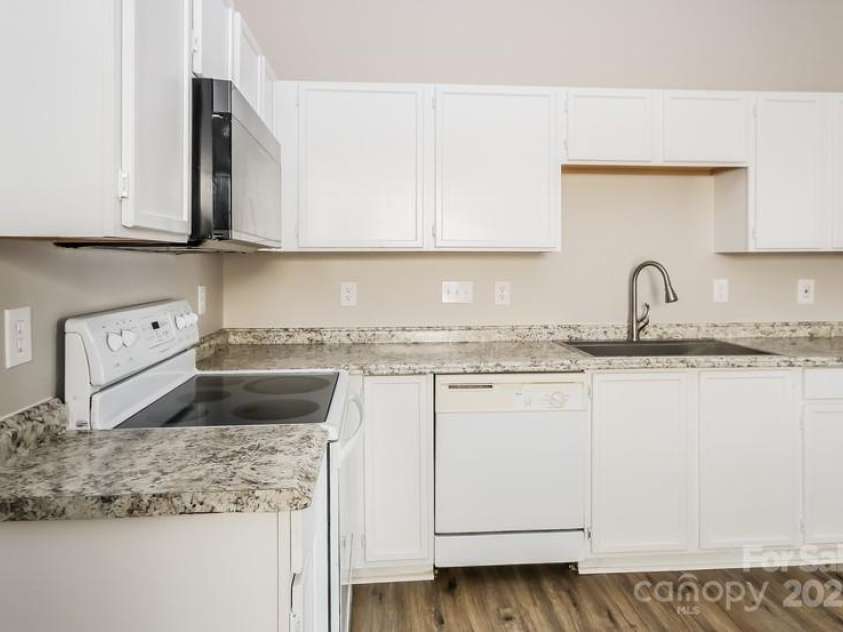 1671 Sandpiper Drive, Rock Hill, SC 29732.  MLS# CAR4241760, YatesRealty ID 11109. 