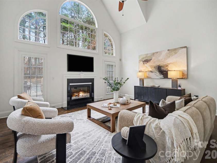 3839 Mountain Cove Drive, Charlotte, NC 28216.  MLS# CAR4352740, YatesRealty ID 11109. 