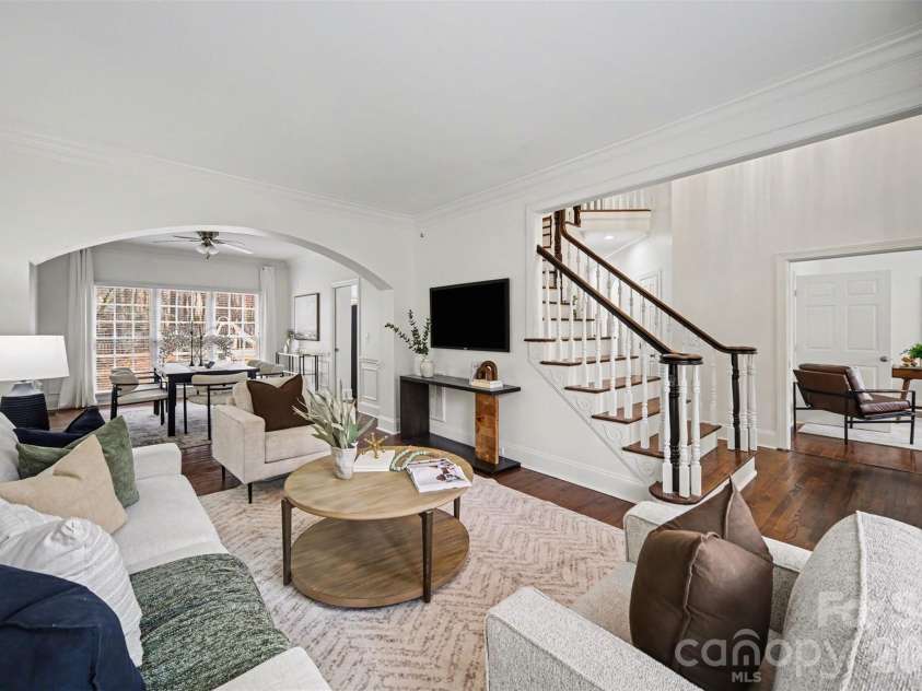 3839 Mountain Cove Drive, Charlotte, NC 28216.  MLS# CAR4352740, YatesRealty ID 11109. 