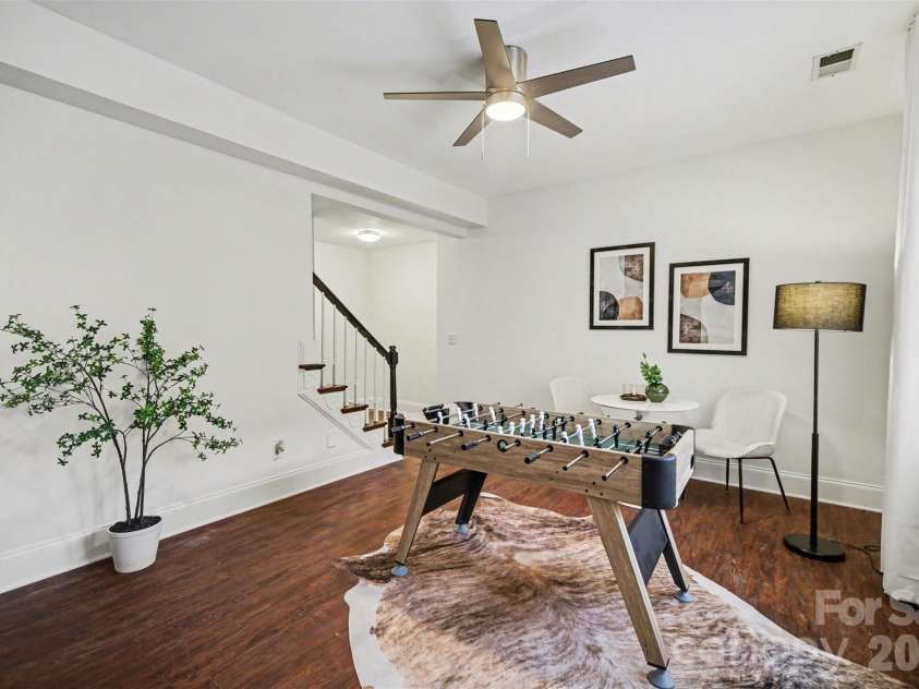 3839 Mountain Cove Drive, Charlotte, NC 28216.  MLS# CAR4352740, YatesRealty ID 11109. 