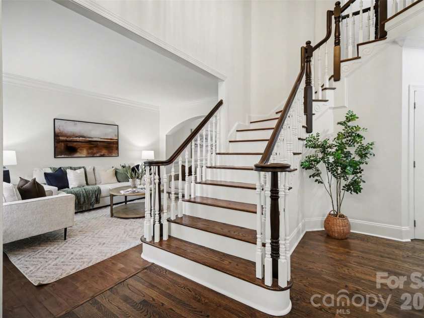 3839 Mountain Cove Drive, Charlotte, NC 28216.  MLS# CAR4352740, YatesRealty ID 11109. 