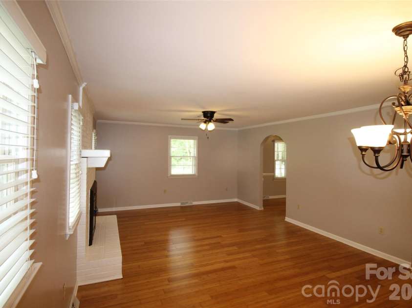 203 Ratchford Farm Road, Gastonia, NC 28056.  MLS# CAR4317730, YatesRealty ID 1111. 