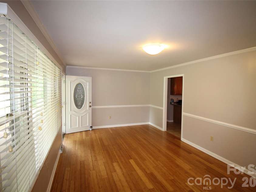 203 Ratchford Farm Road, Gastonia, NC 28056.  MLS# CAR4317730, YatesRealty ID 1111. 