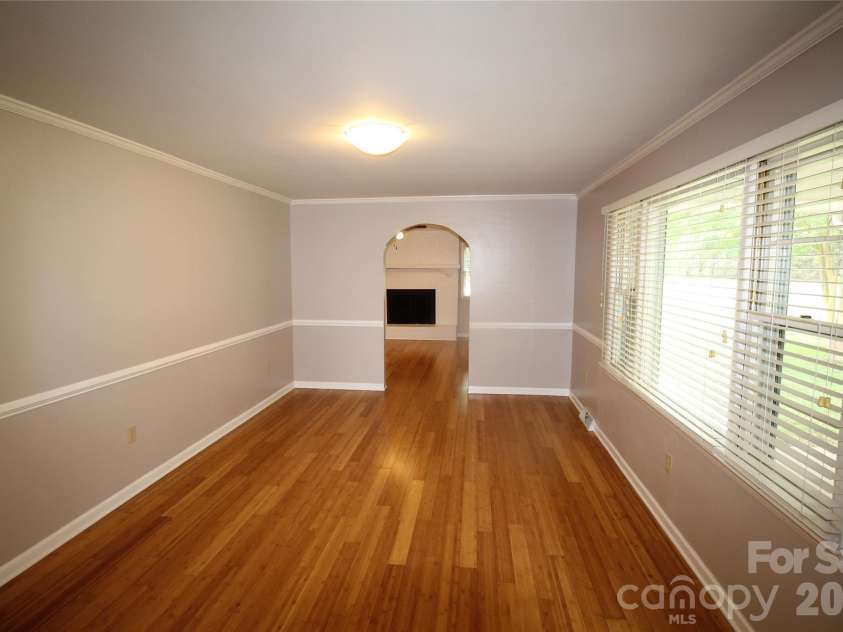 203 Ratchford Farm Road, Gastonia, NC 28056.  MLS# CAR4317730, YatesRealty ID 1111. 