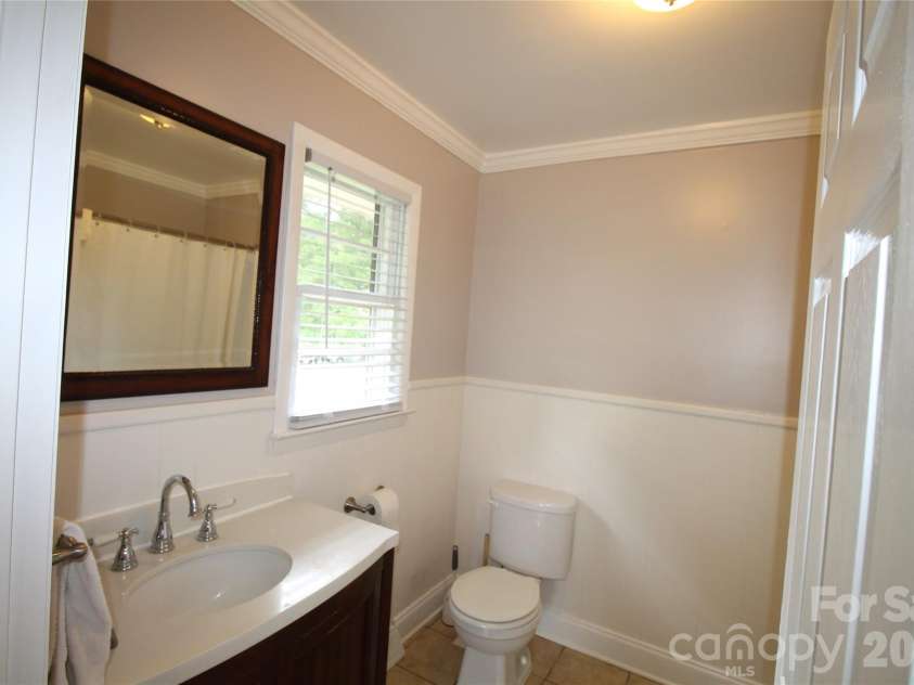 203 Ratchford Farm Road, Gastonia, NC 28056.  MLS# CAR4317730, YatesRealty ID 1111. 
