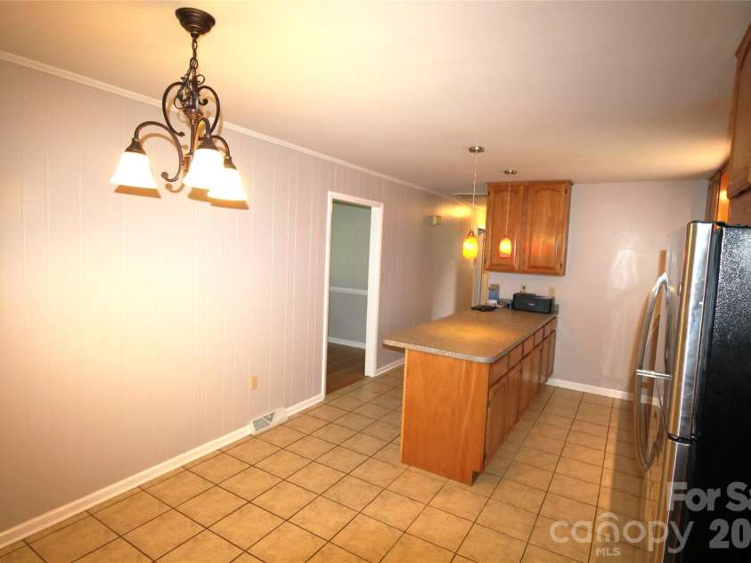 203 Ratchford Farm Road, Gastonia, NC 28056.  MLS# CAR4317730, YatesRealty ID 1111. 