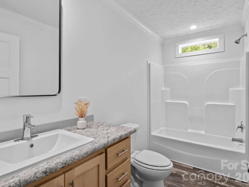 13180 Old Beatty Ford Road, Rockwell, NC 28138.  MLS# CAR4341595, YatesRealty ID 11111. 2nd bath