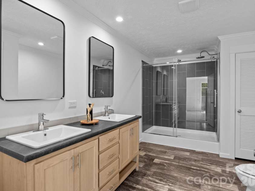 13180 Old Beatty Ford Road, Rockwell, NC 28138.  MLS# CAR4341595, YatesRealty ID 11111. Primary bath