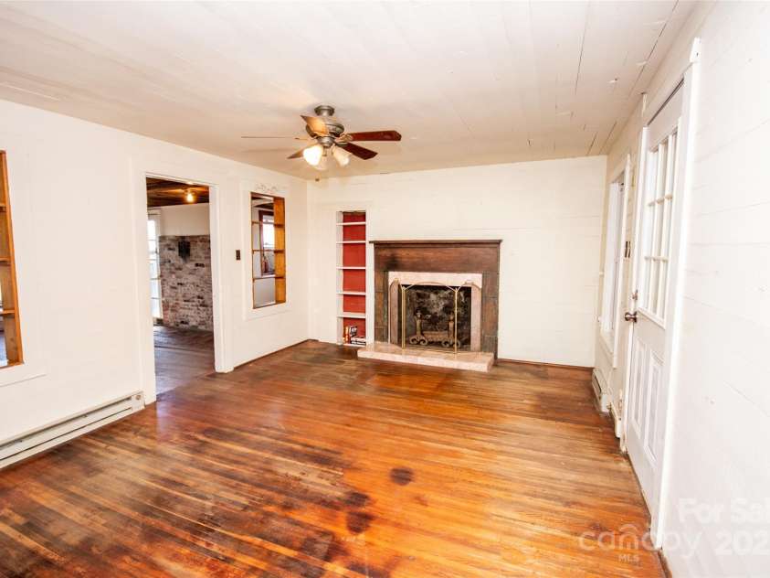 169 Eagle Mills Road, Harmony, NC 28634.  MLS# CAR4229073, YatesRealty ID 11113. Den