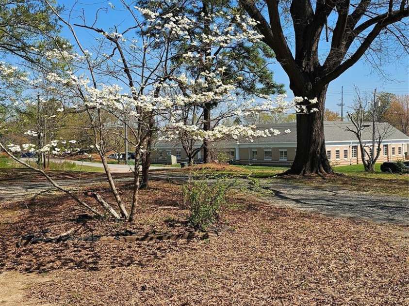 1116 Medlin Road, Monroe, NC 28112.  MLS# CAR4225247, YatesRealty ID 11114. 