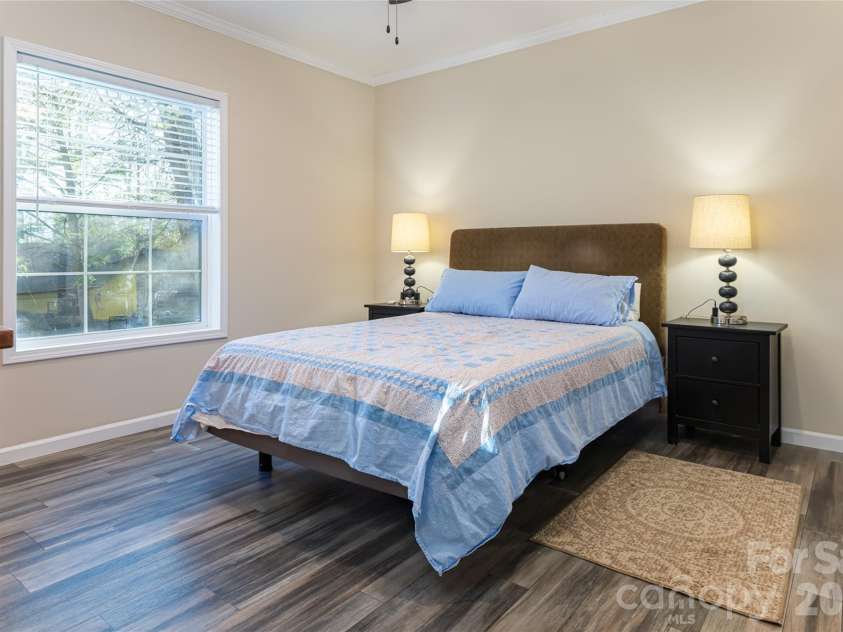 321 Flat Creek Road, Black Mountain, NC 28711.  MLS# CAR4341031, YatesRealty ID 11114. 