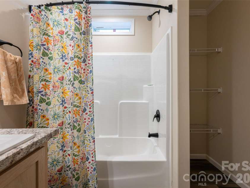 321 Flat Creek Road, Black Mountain, NC 28711.  MLS# CAR4341031, YatesRealty ID 11114. 