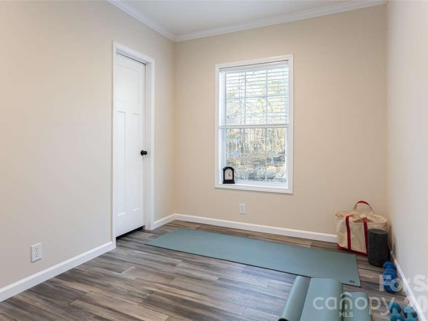 321 Flat Creek Road, Black Mountain, NC 28711.  MLS# CAR4341031, YatesRealty ID 11114. 