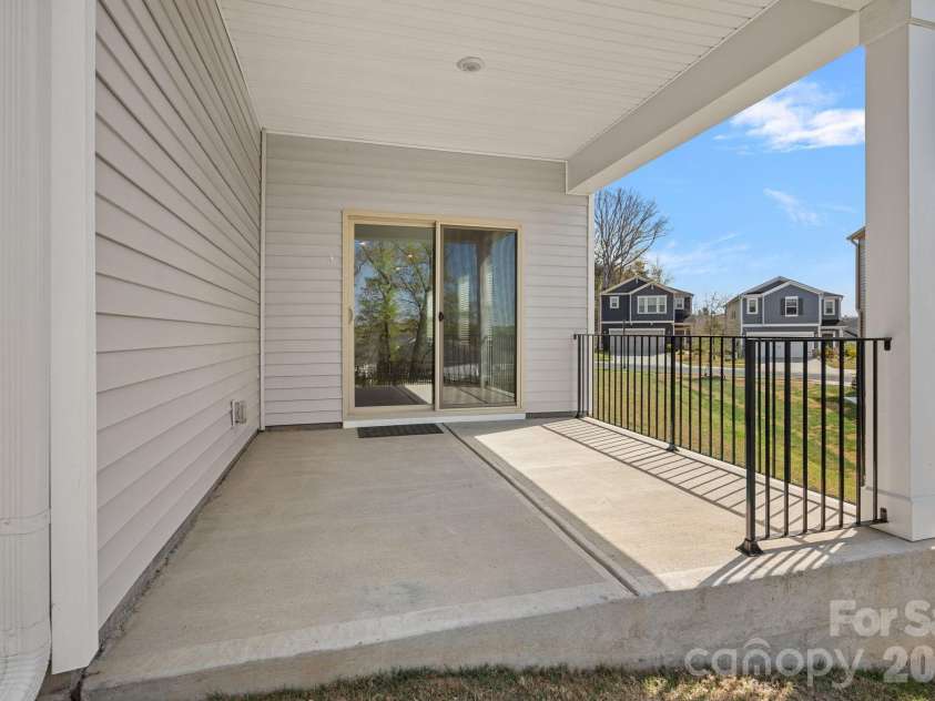 11935 Red Leaf Drive, Charlotte, NC 28215.  MLS# CAR4361968, YatesRealty ID 11115. Backporch