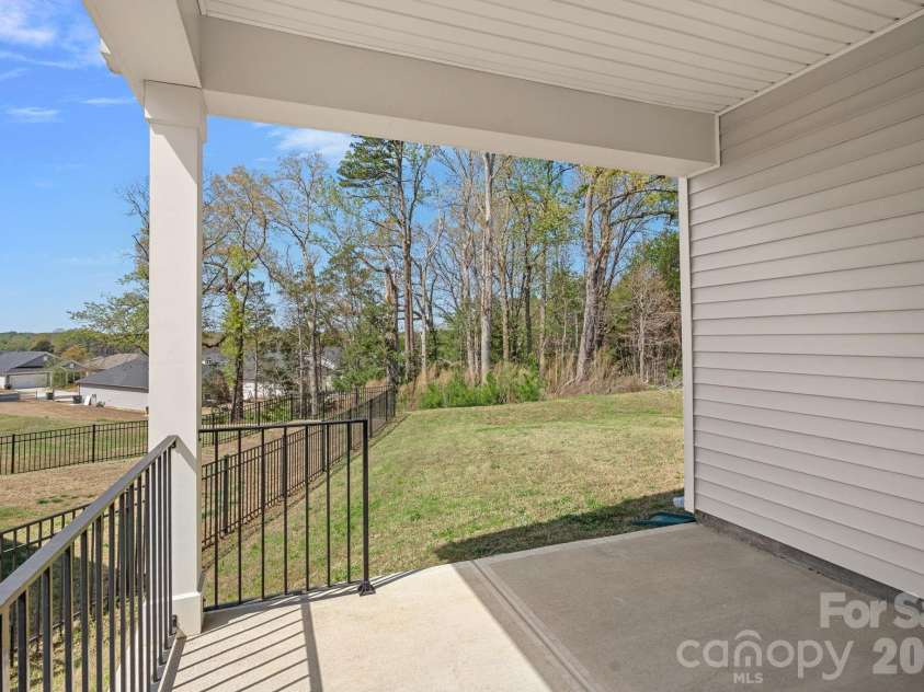 11935 Red Leaf Drive, Charlotte, NC 28215.  MLS# CAR4361968, YatesRealty ID 11115. Backporch