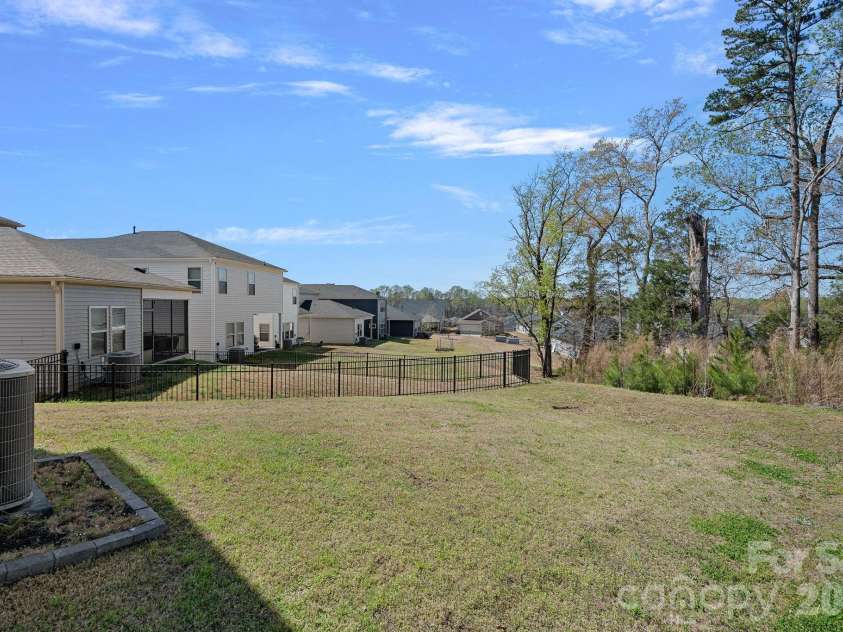 11935 Red Leaf Drive, Charlotte, NC 28215.  MLS# CAR4361968, YatesRealty ID 11115. Backyard