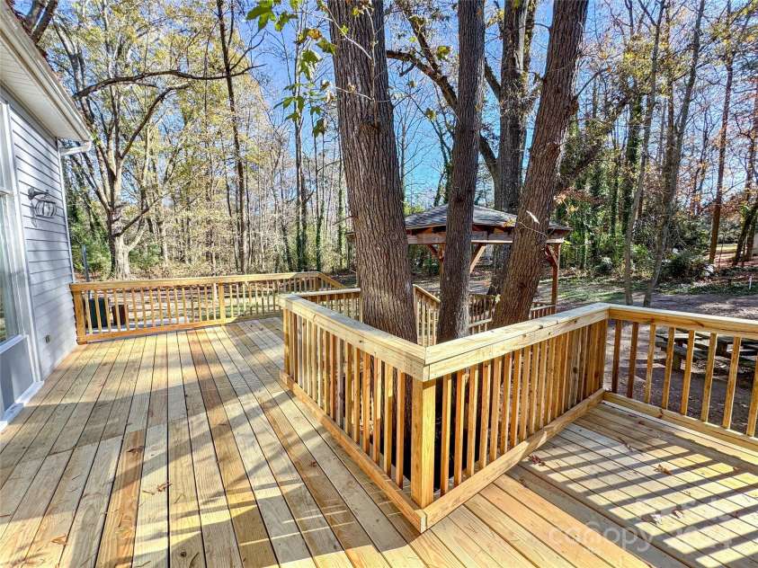 2117 Arden Drive, Monroe, NC 28112.  MLS# CAR4205787, YatesRealty ID 11115. 