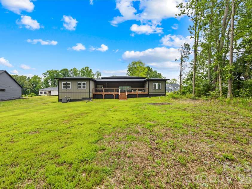 2003 Plain Field Drive, Bessemer City, NC 28016.  MLS# CAR4400500, YatesRealty ID 11116. 