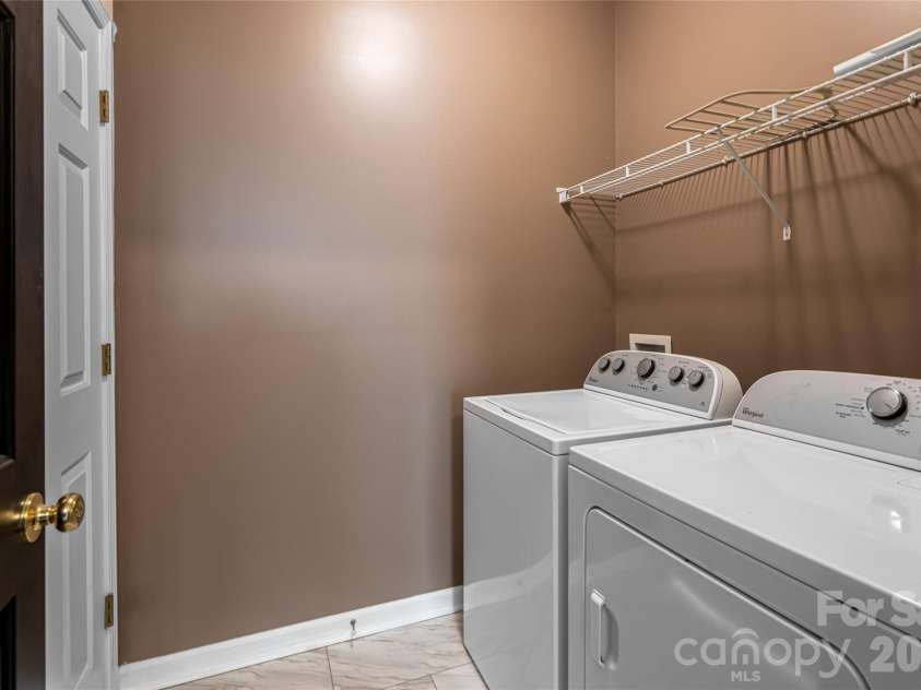 89 Woodfern Road, Fletcher, NC 28732.  MLS# CAR4399752, YatesRealty ID 11117. 