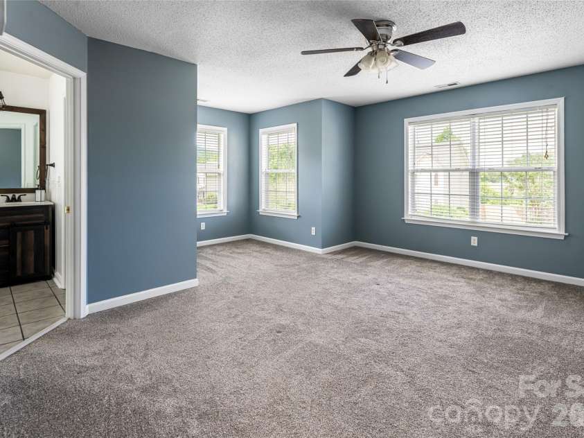 89 Woodfern Road, Fletcher, NC 28732.  MLS# CAR4399752, YatesRealty ID 11117. 