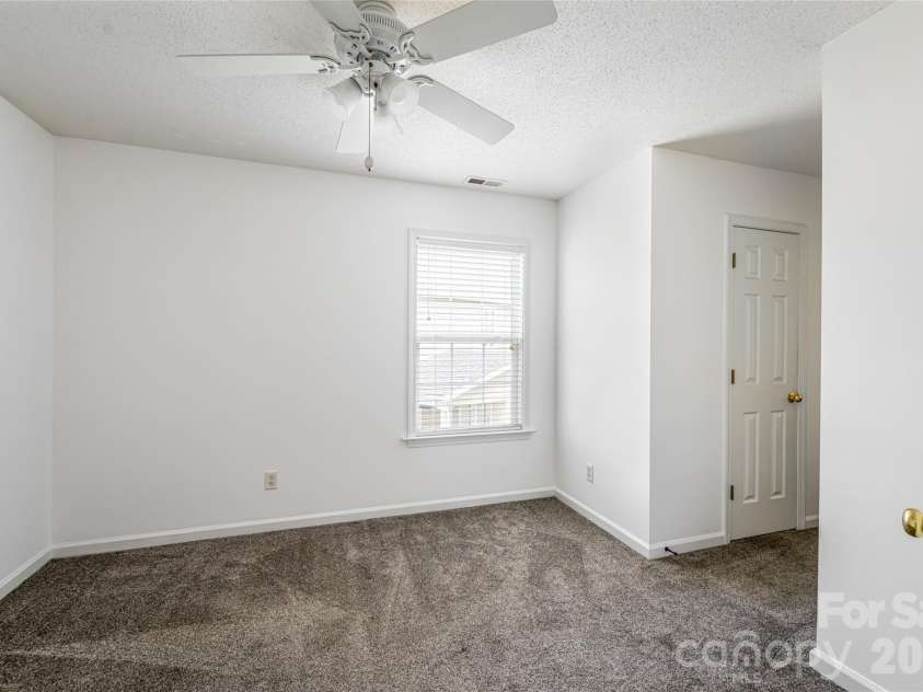 89 Woodfern Road, Fletcher, NC 28732.  MLS# CAR4399752, YatesRealty ID 11117. 