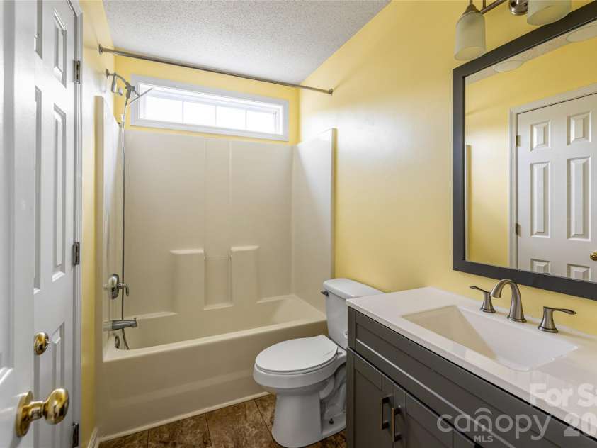 89 Woodfern Road, Fletcher, NC 28732.  MLS# CAR4399752, YatesRealty ID 11117. 