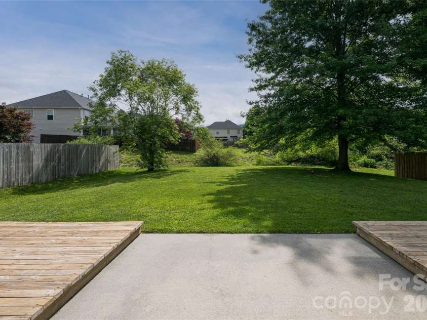 89 Woodfern Road, Fletcher, NC 28732.  MLS# CAR4399752, YatesRealty ID 11117. 