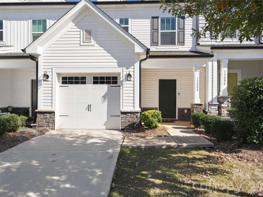 13008 Suncreek Terrace, Charlotte, NC 28214.  MLS# CAR4338560, YatesRealty ID 11118. 
