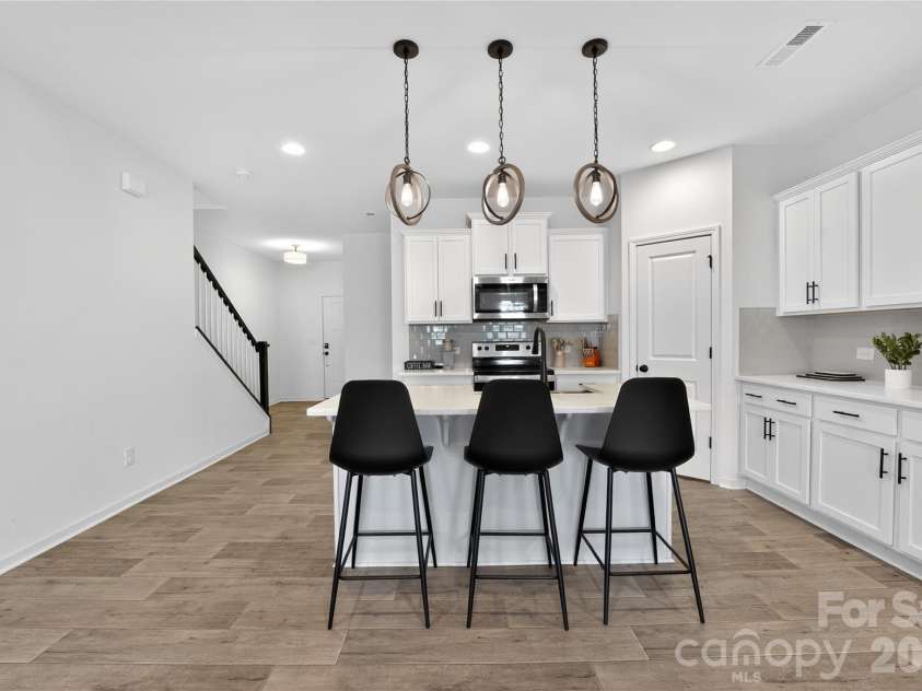 13008 Suncreek Terrace, Charlotte, NC 28214.  MLS# CAR4338560, YatesRealty ID 11118. 