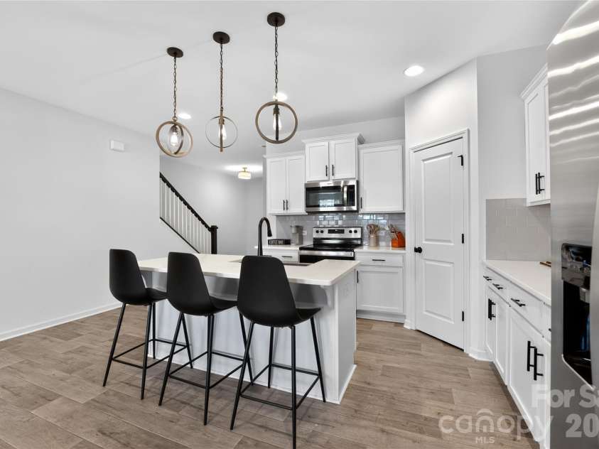 13008 Suncreek Terrace, Charlotte, NC 28214.  MLS# CAR4338560, YatesRealty ID 11118. 